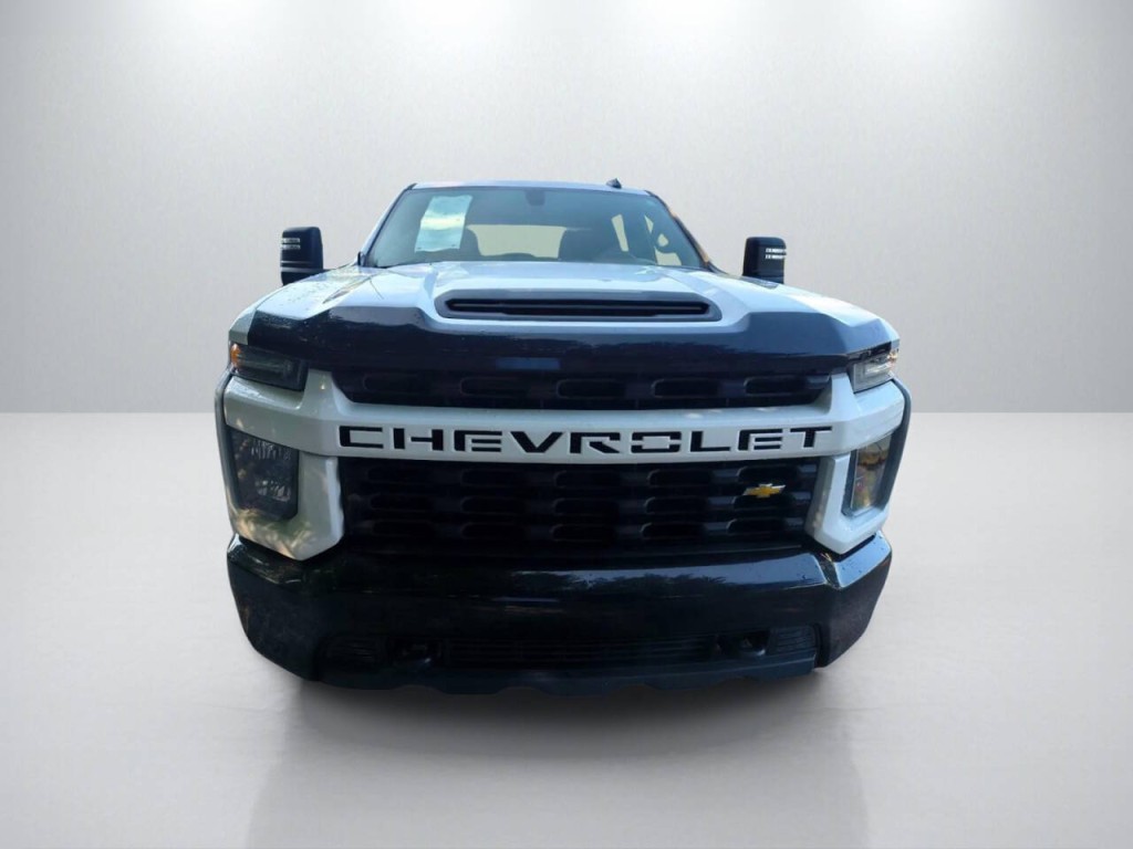 2022 Chevrolet Silverado 1500 Image 2