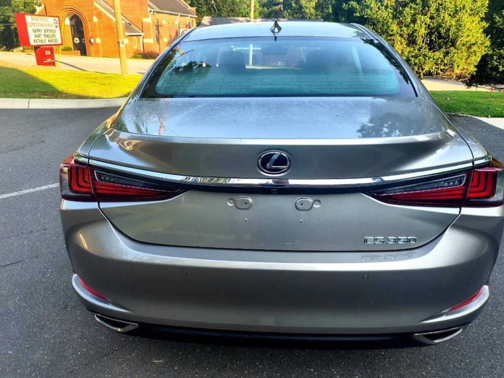 2020 Lexus ES 350 Image 6