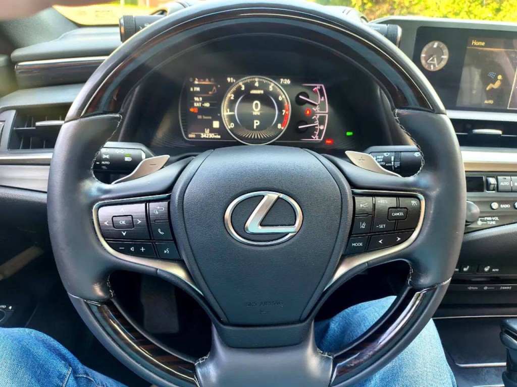 2020 Lexus ES 350 Image 14