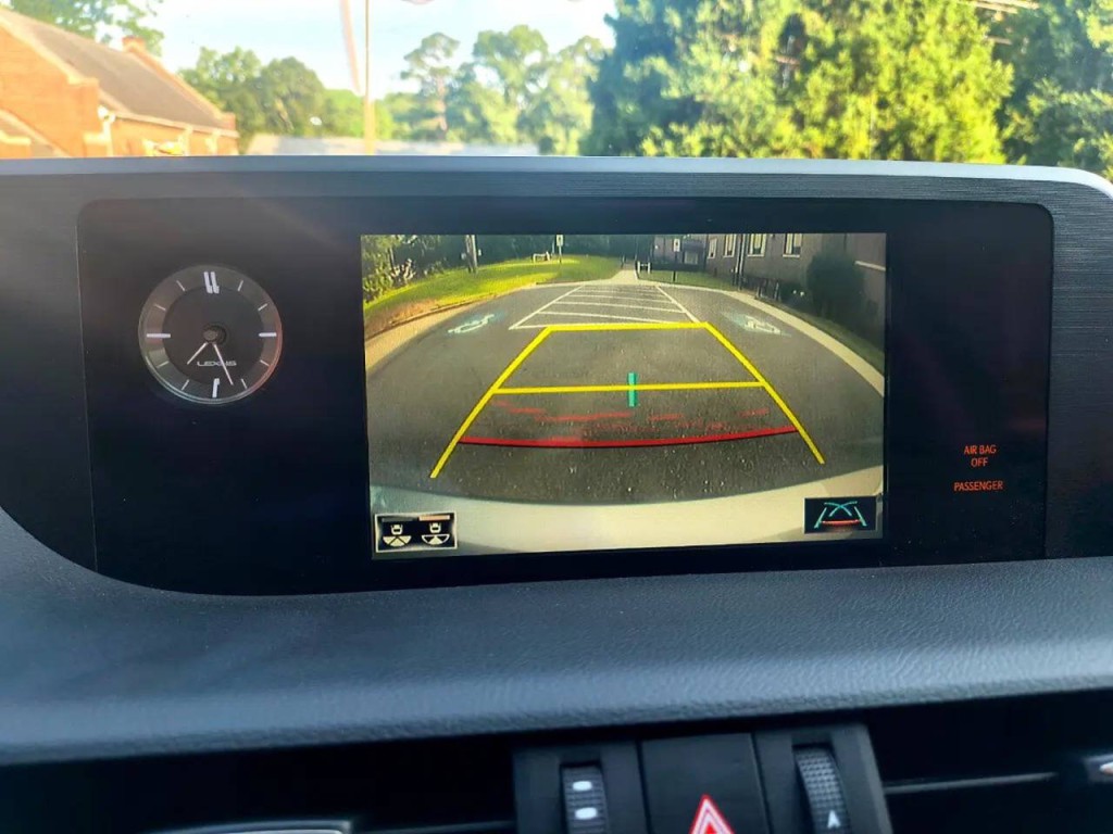 2020 Lexus ES 350 Image 21