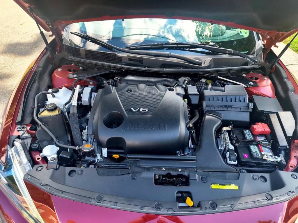 2017 Nissan Maxima Image 32