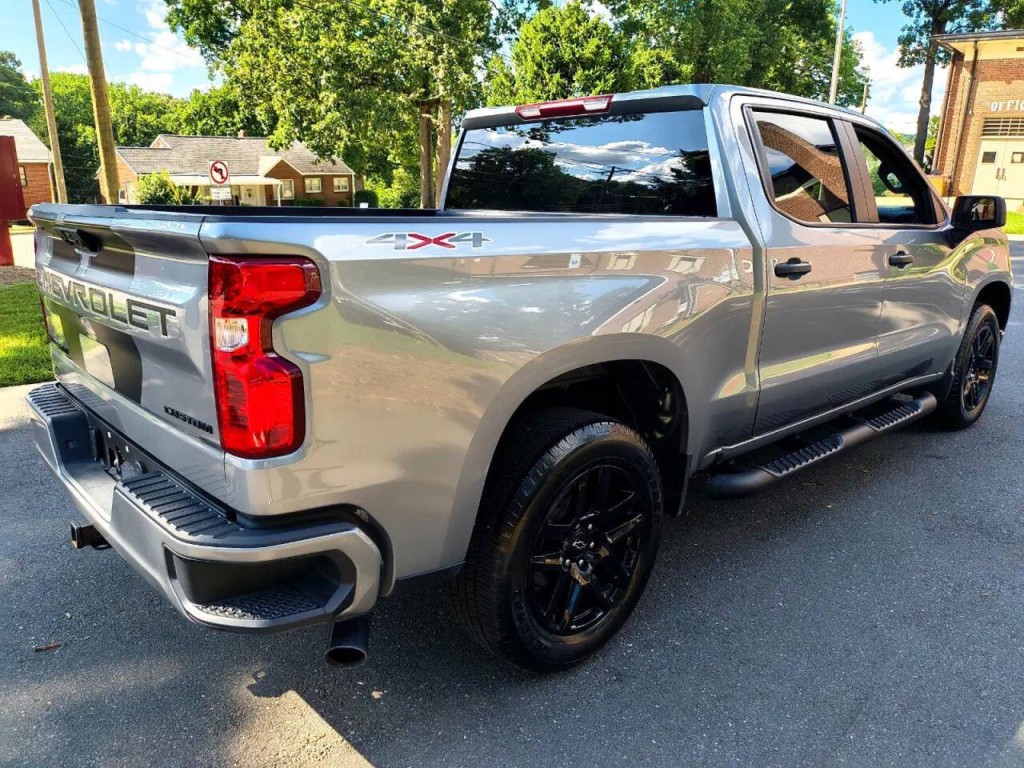 2024 Chevrolet Silverado 1500 Image 6