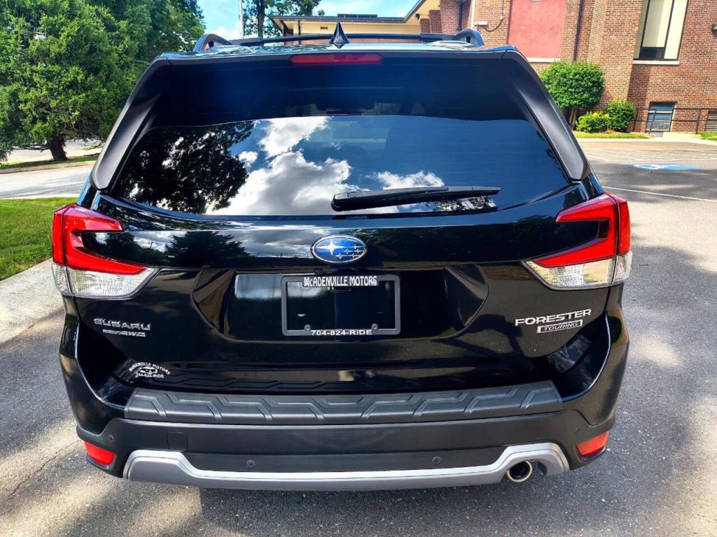 2021 Subaru Forester Image 6