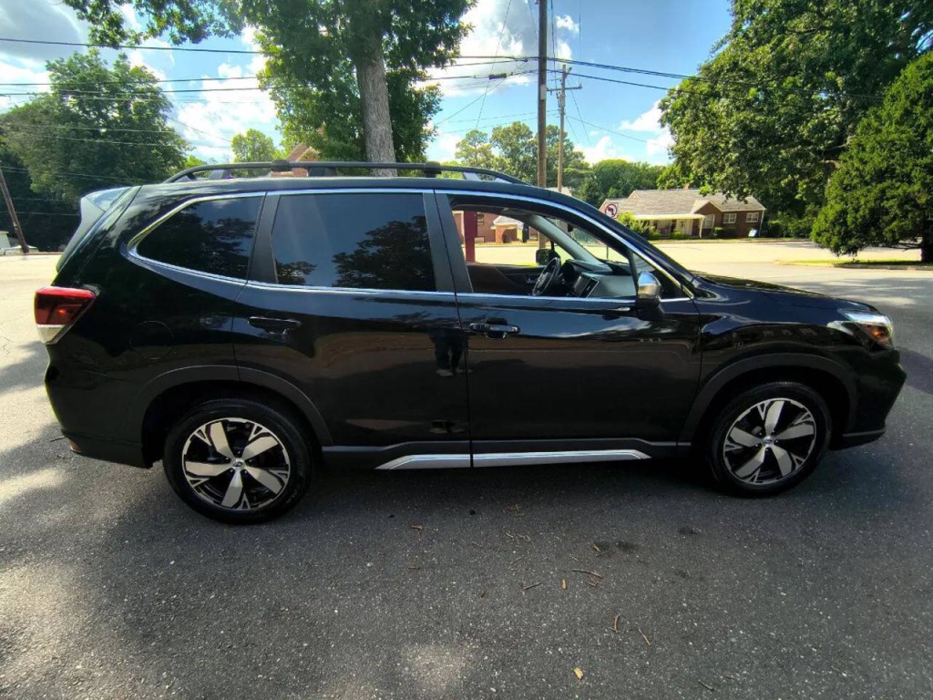 2021 Subaru Forester Image 8