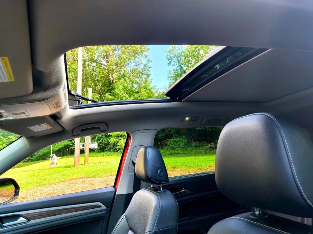 2021 Volkswagen Atlas Image 10
