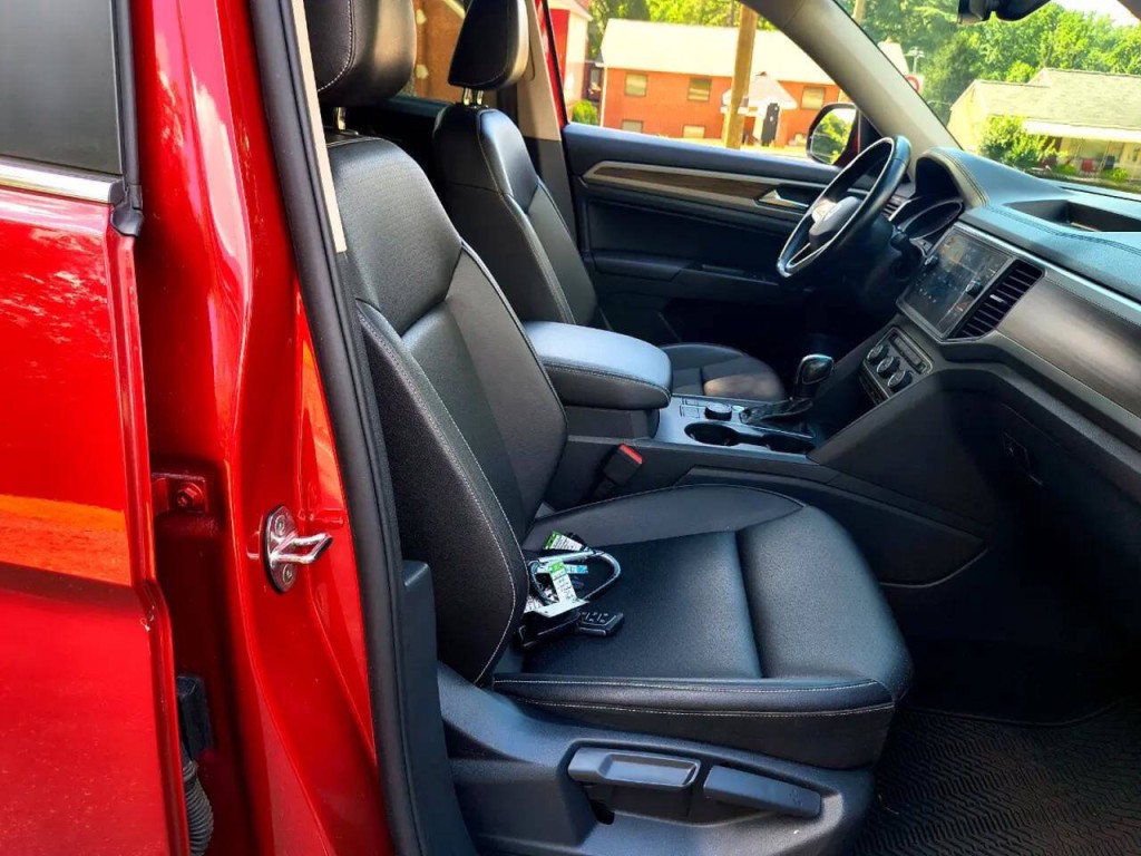 2021 Volkswagen Atlas Image 28