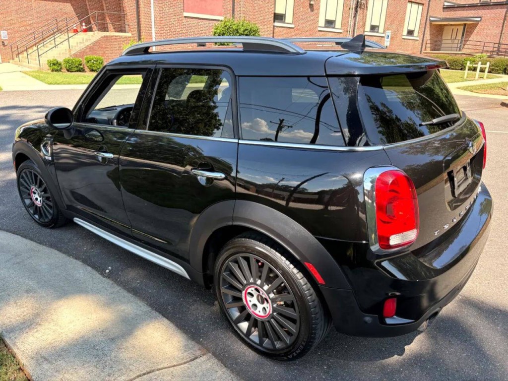 2018 MINI Countryman Image 5