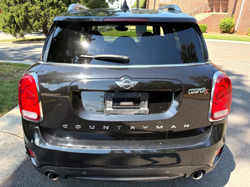 2018 MINI Countryman Image 6
