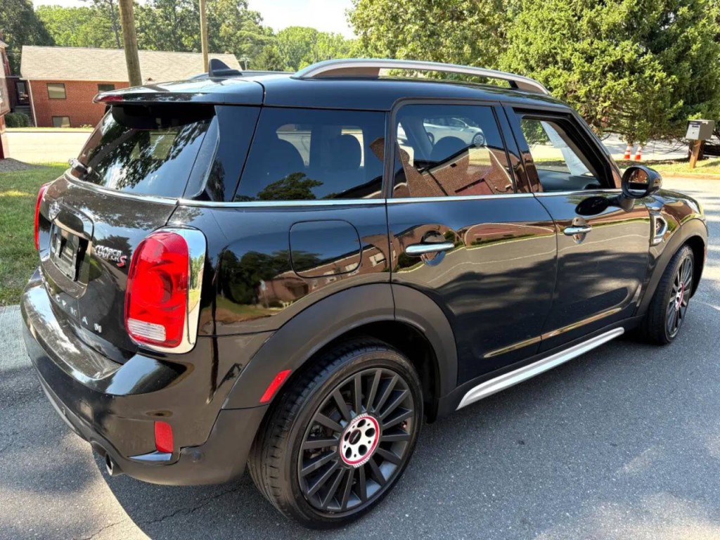 2018 MINI Countryman Image 7