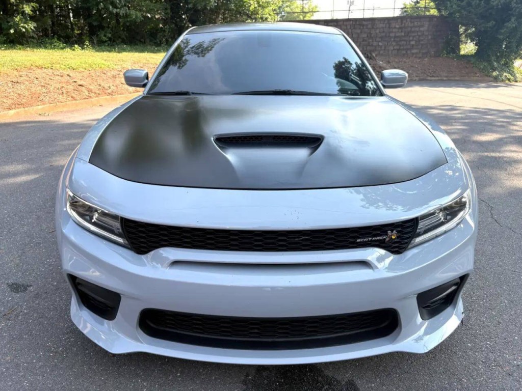 2021 Dodge Charger Image 2