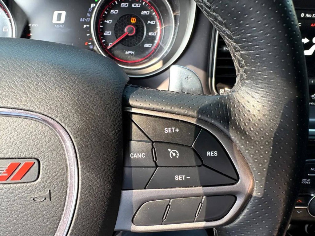 2021 Dodge Charger Image 16
