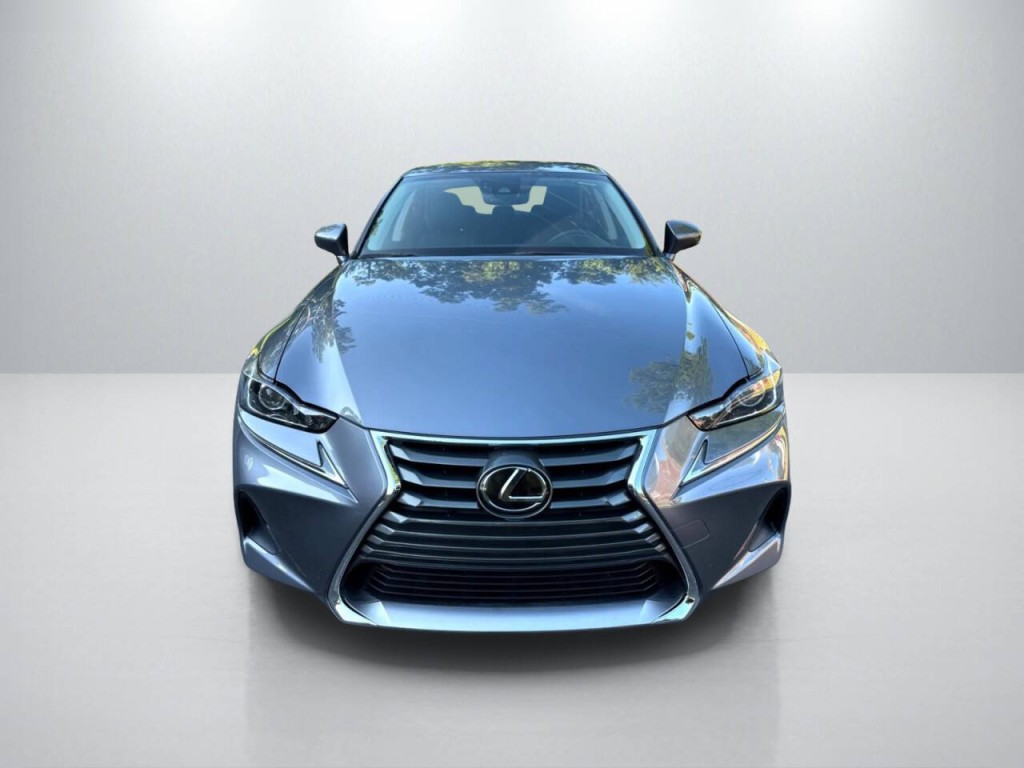 2019 Lexus IS 300 Image 2