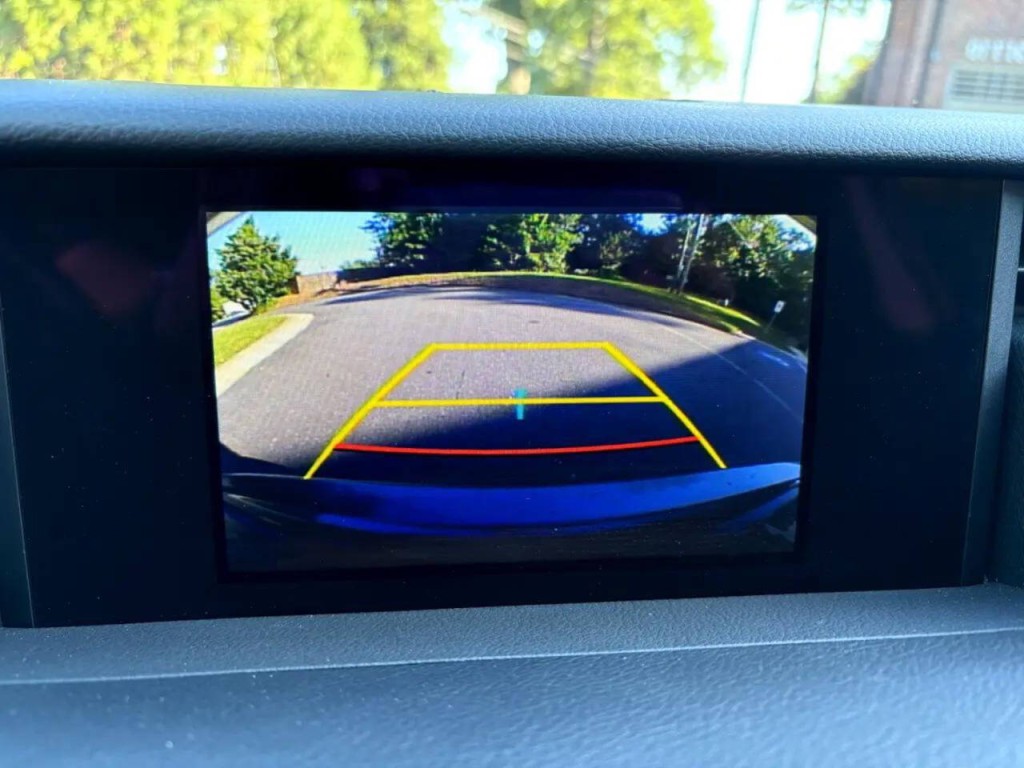 2019 Lexus IS 300 Image 21