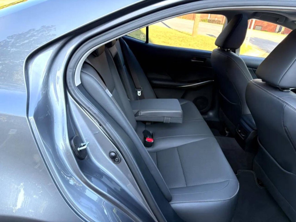 2019 Lexus IS 300 Image 34