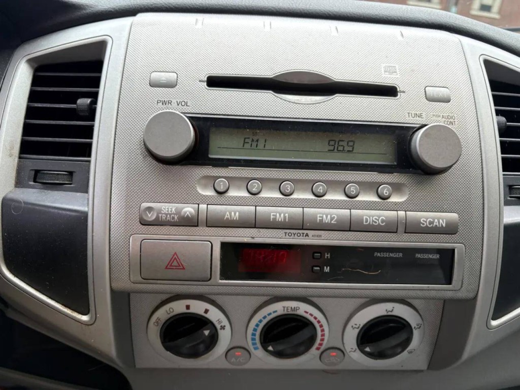 2007 Toyota Tacoma Image 14