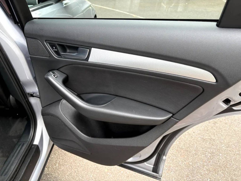 2017 Audi Q5 Image 32