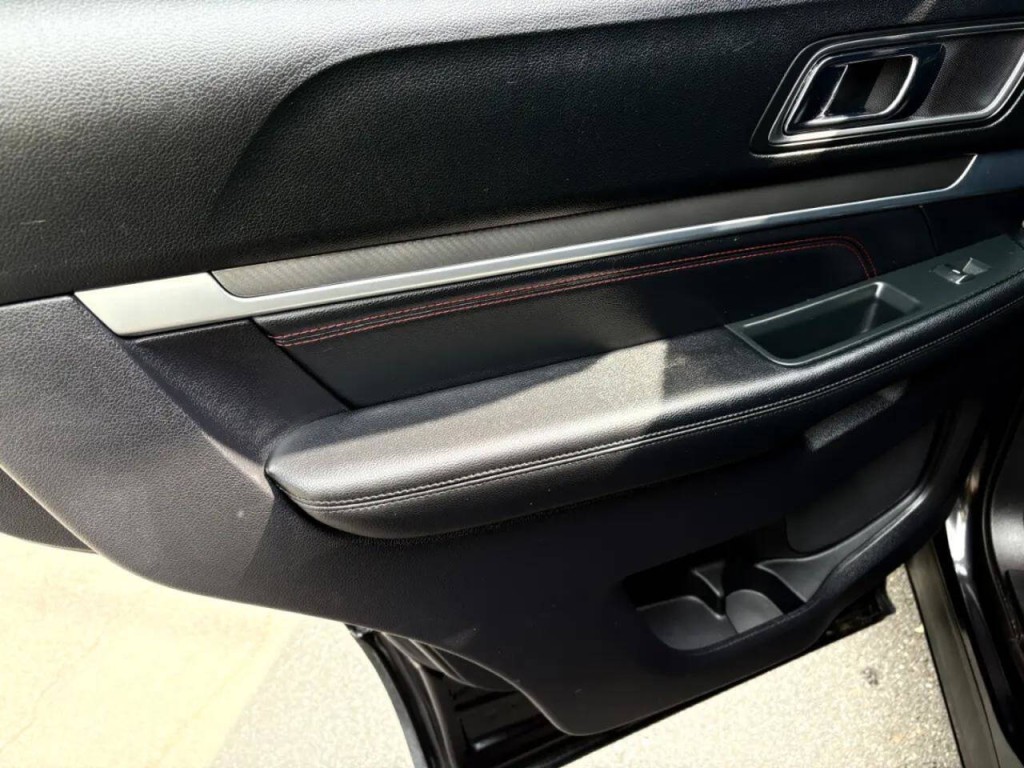 2019 Ford Explorer Image 20