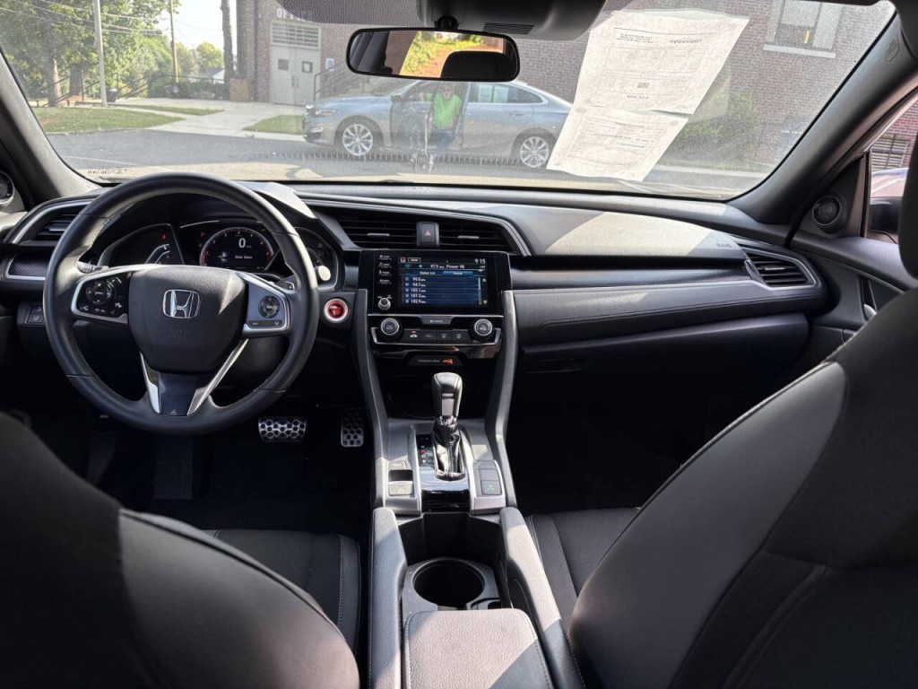 2019 Honda Civic Image 22