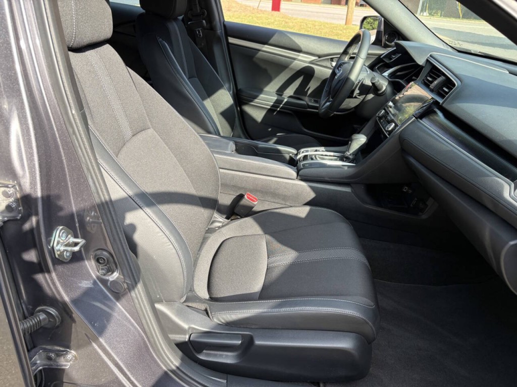 2019 Honda Civic Image 27