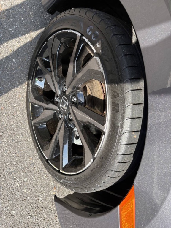 2019 Honda Civic Image 32