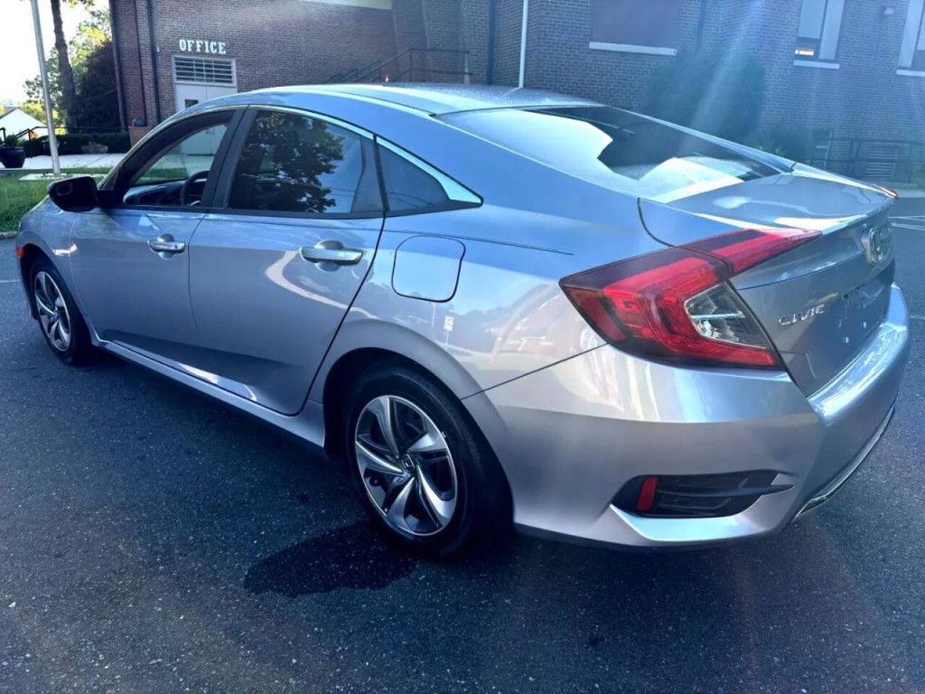 2019 Honda Civic Image 5