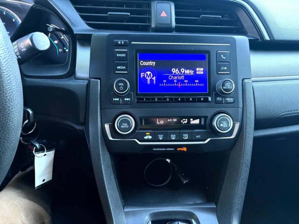 2019 Honda Civic Image 19