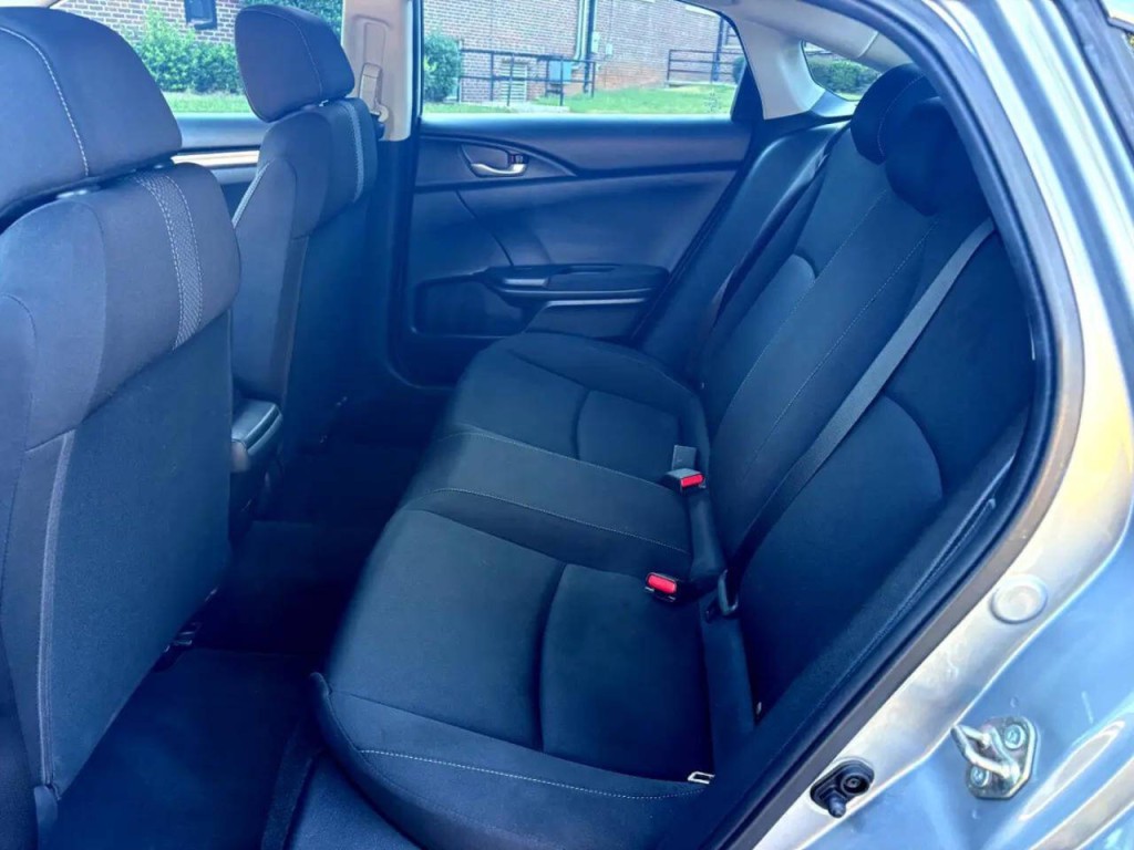 2019 Honda Civic Image 23