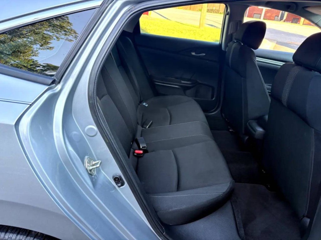 2019 Honda Civic Image 29