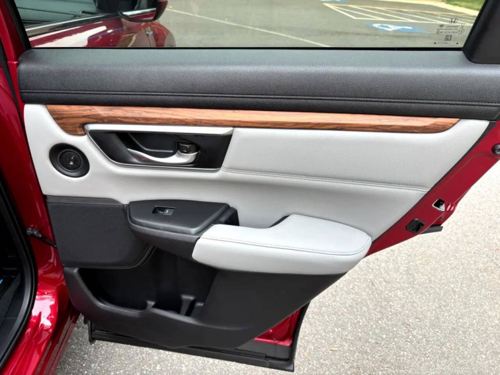 2022 Honda CR-V Image 36