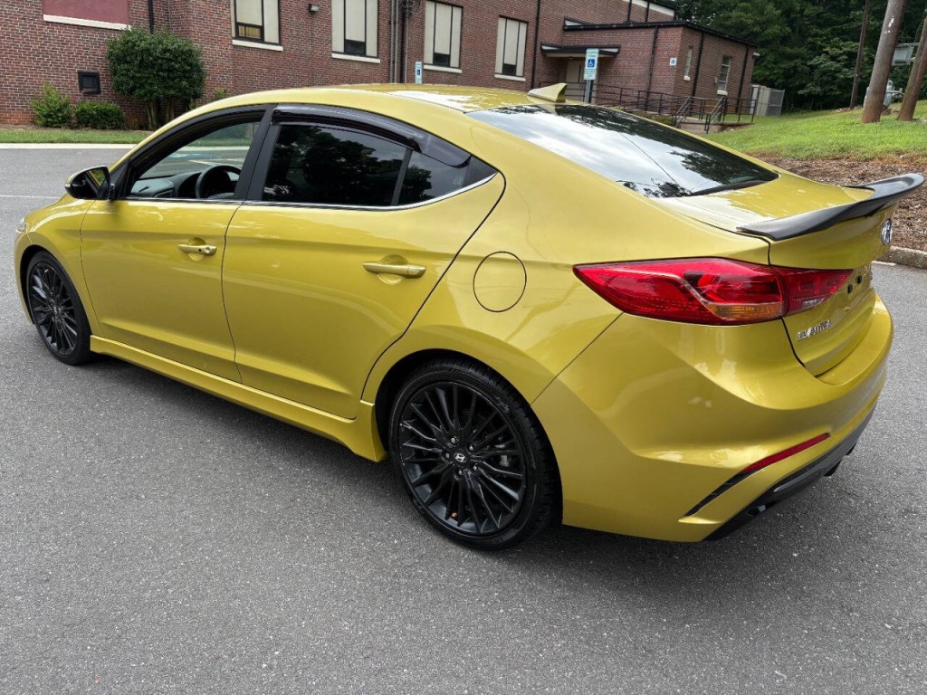 2018 Hyundai Elantra Image 5