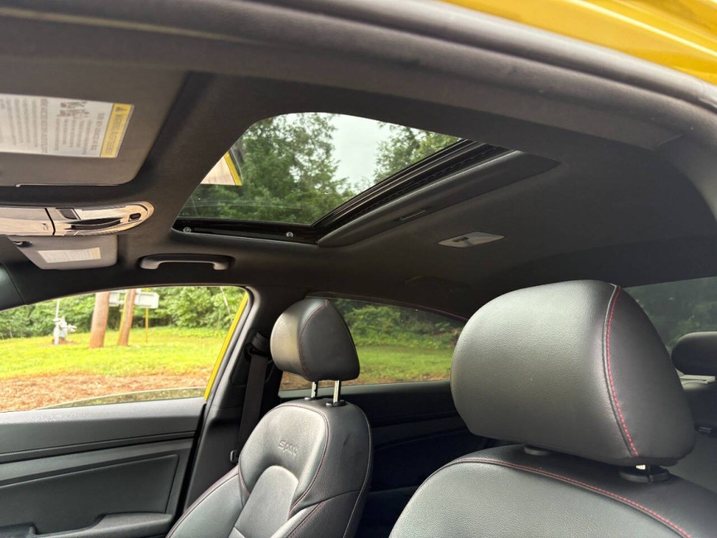 2018 Hyundai Elantra Image 10