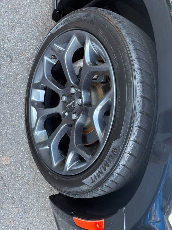 2020 Chrysler 300 Image 33
