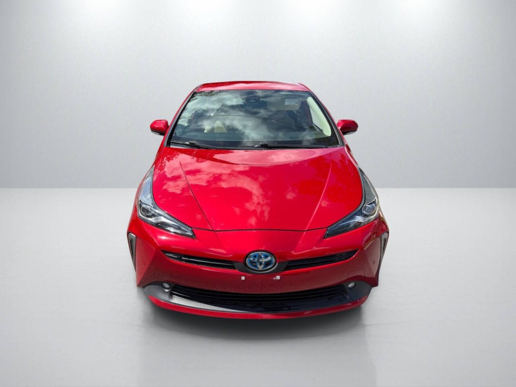 2020 Toyota Prius Image 2