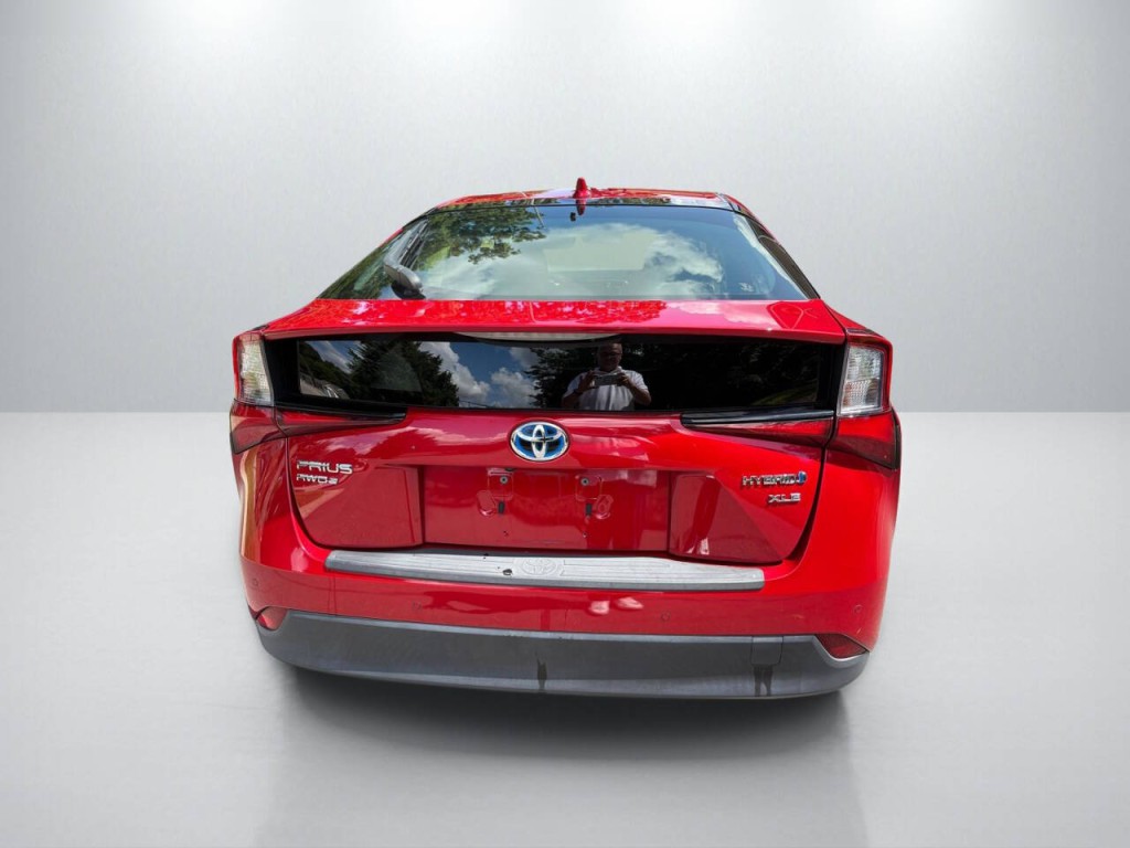 2020 Toyota Prius Image 6