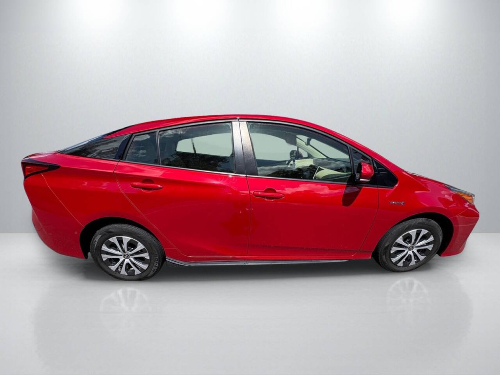 2020 Toyota Prius Image 8