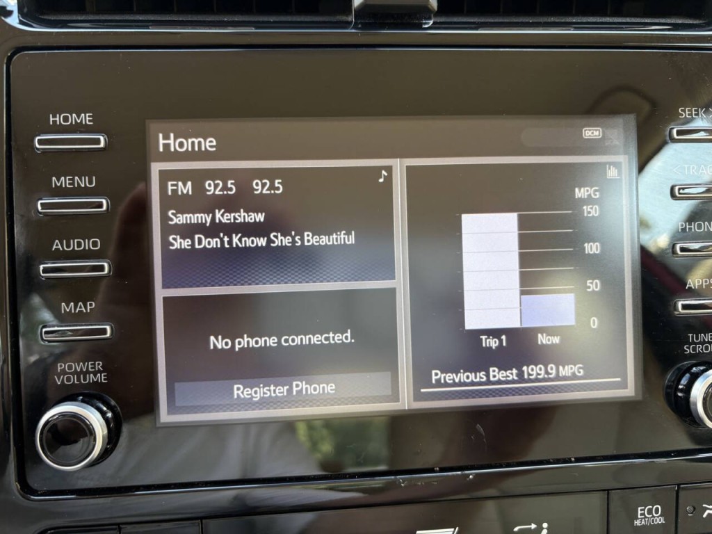 2020 Toyota Prius Image 17