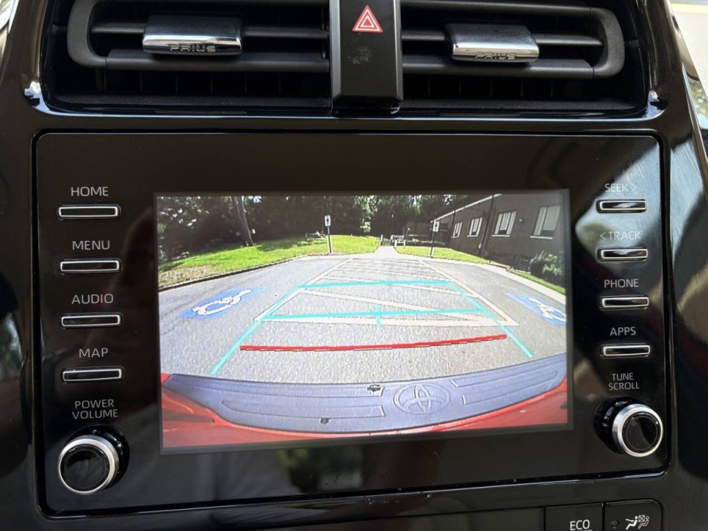 2020 Toyota Prius Image 18