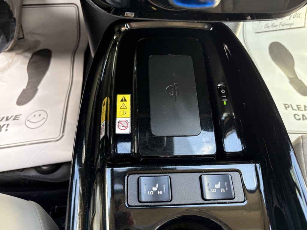 2020 Toyota Prius Image 21