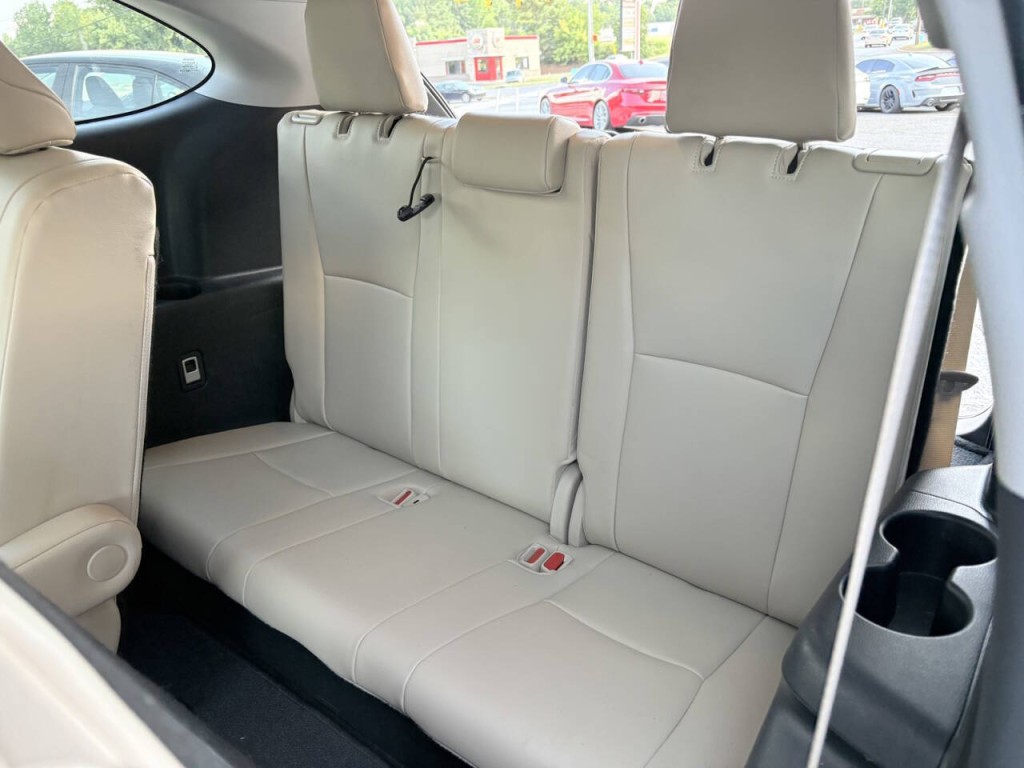 2022 Toyota Highlander Image 28