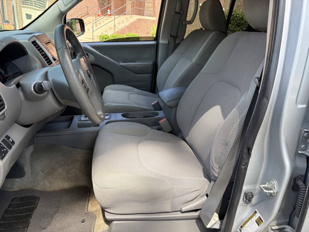 2018 Nissan Frontier Image 10