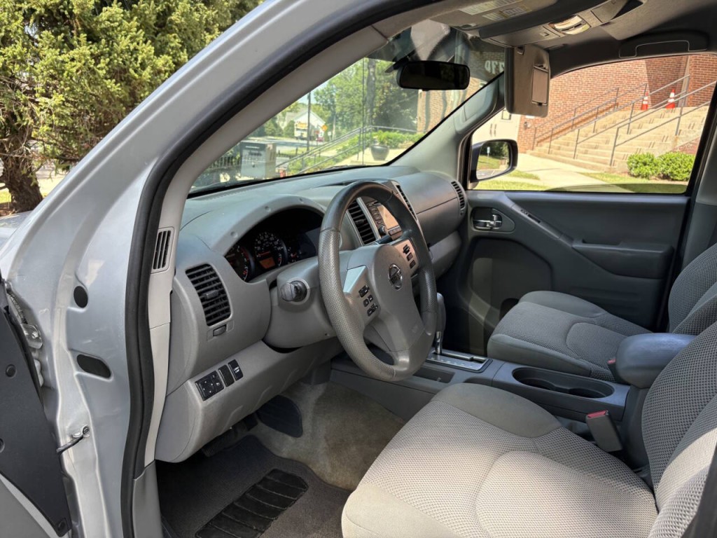 2018 Nissan Frontier Image 11