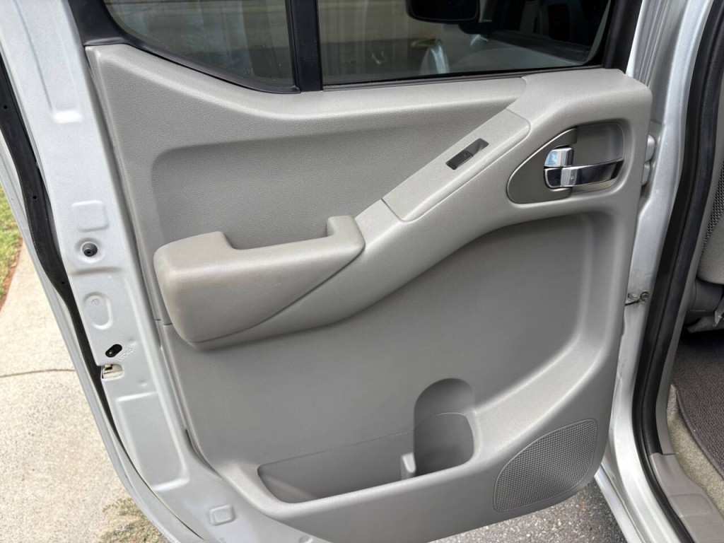 2018 Nissan Frontier Image 21