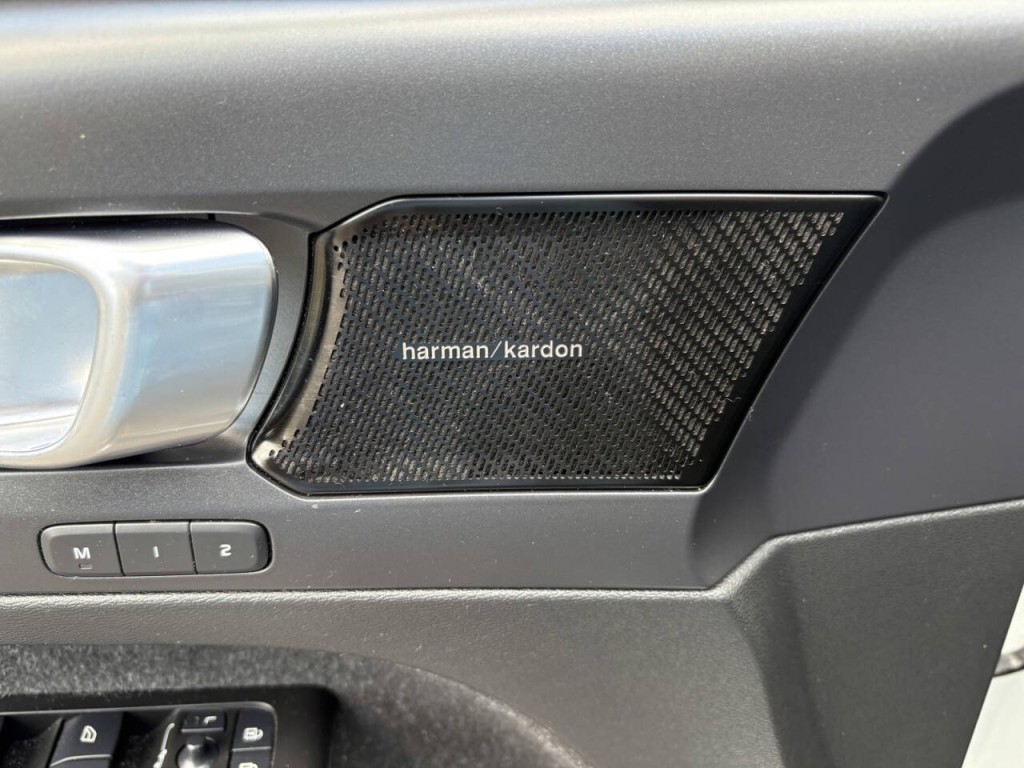 2021 Volvo XC40 Image 21