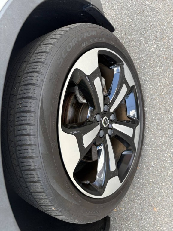 2021 Volvo XC40 Image 34
