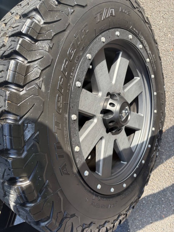 2019 Nissan Titan Image 38