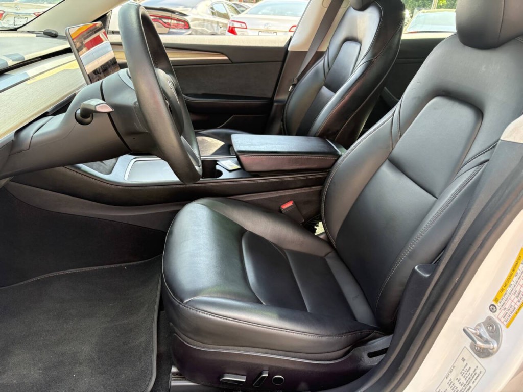 2021 Tesla Model 3 Image 10