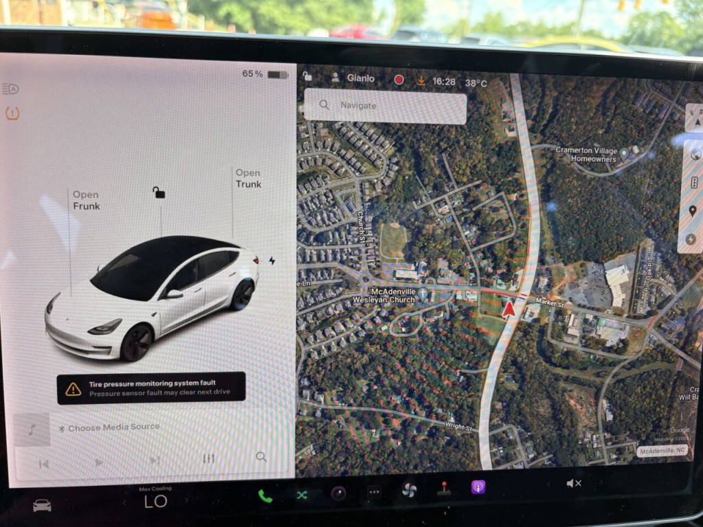 2021 Tesla Model 3 Image 13