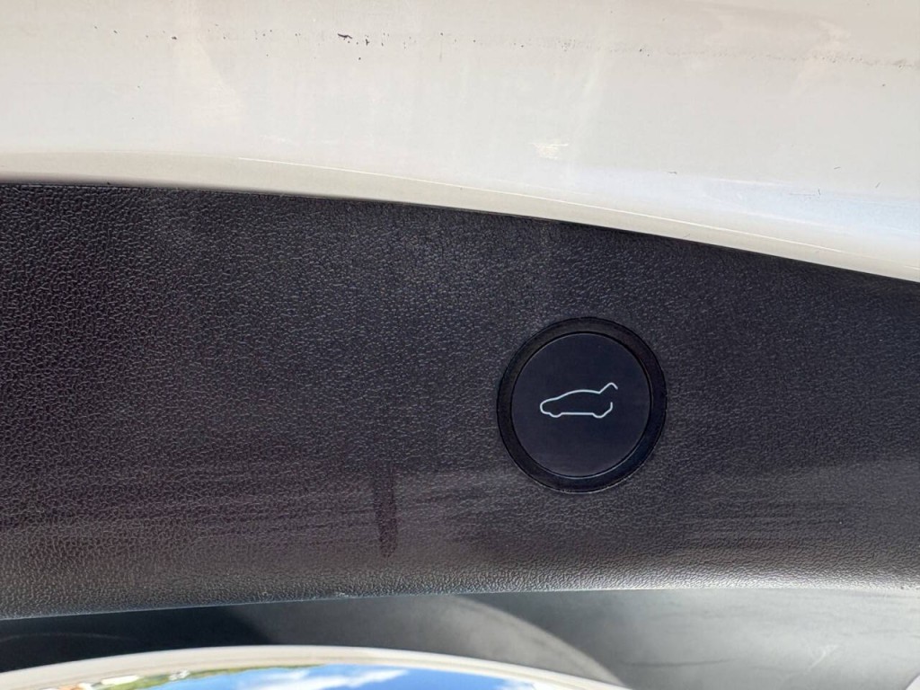 2021 Tesla Model 3 Image 21