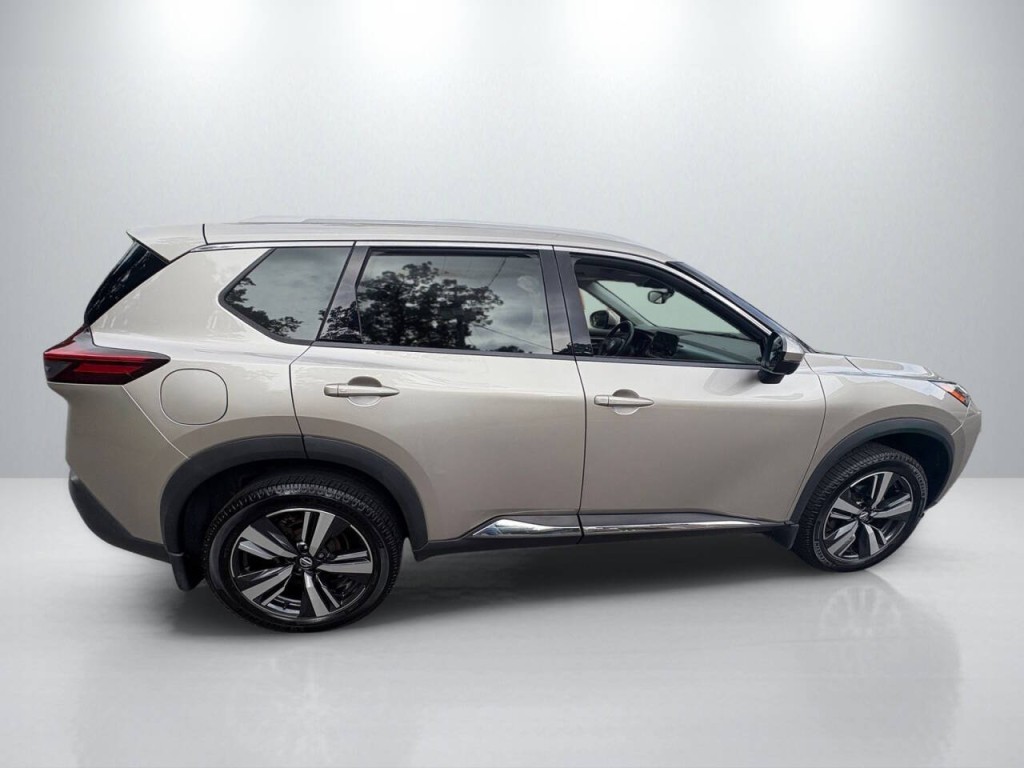 2021 Nissan Rogue Image 8