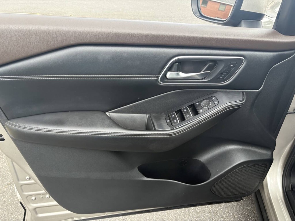 2021 Nissan Rogue Image 11